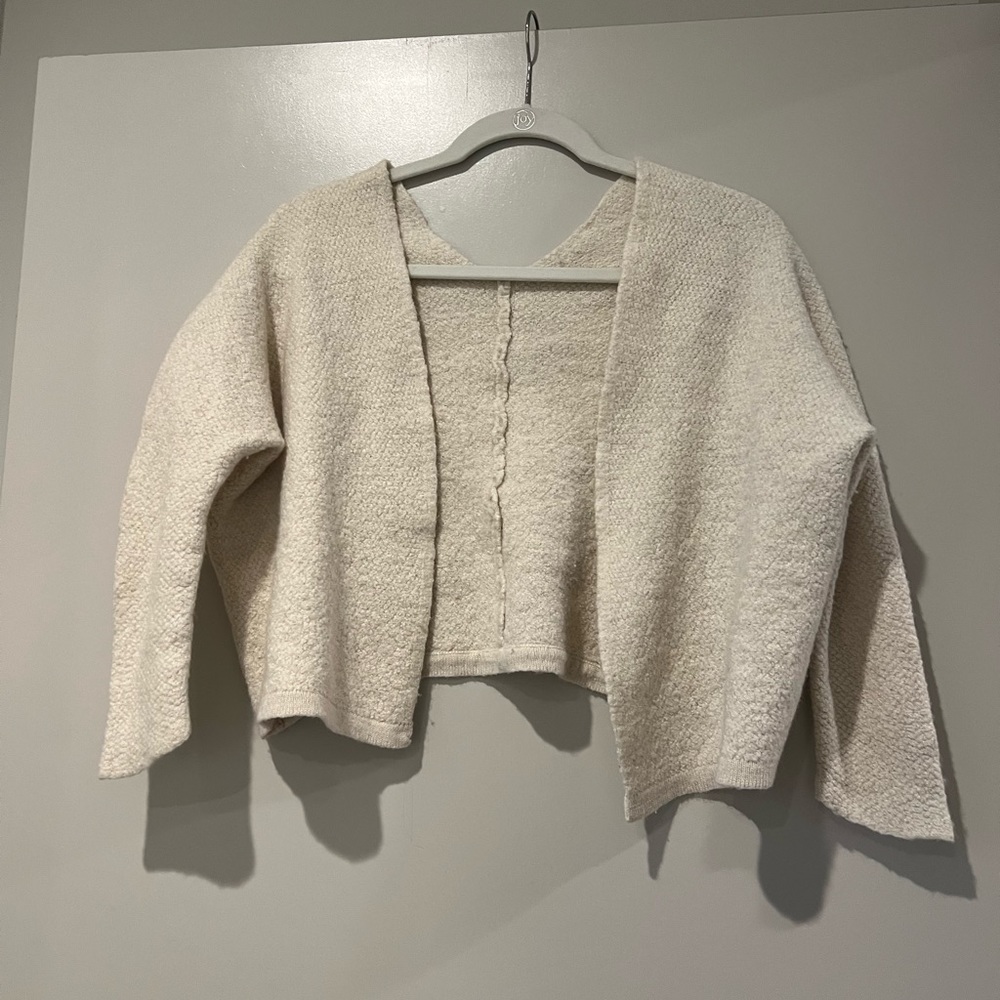 cropped brandy melville cardigan